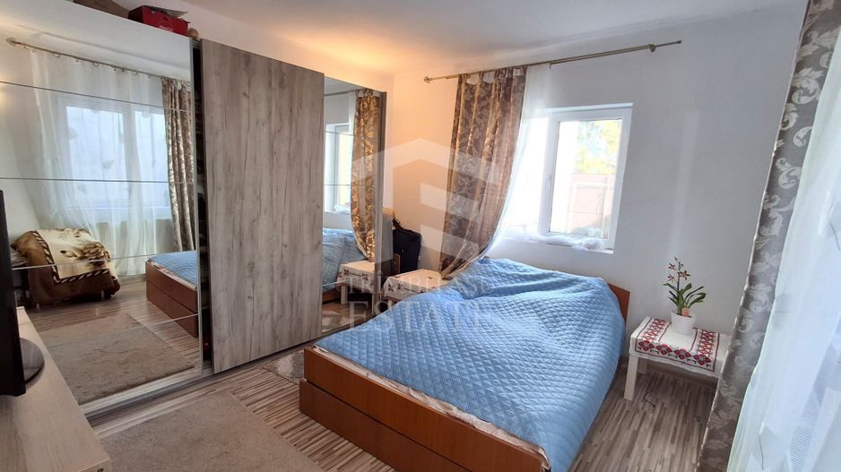 Casa de vanzare 3 camere Zona  Timpuri Noi - Poză 5