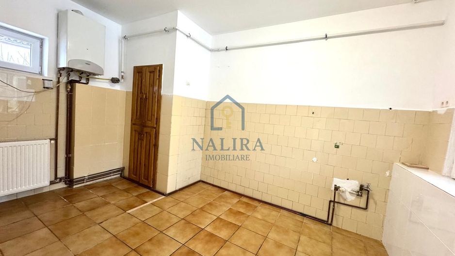 Inchiriere casa/spatiu birouri Valea Rosie - Poză 12