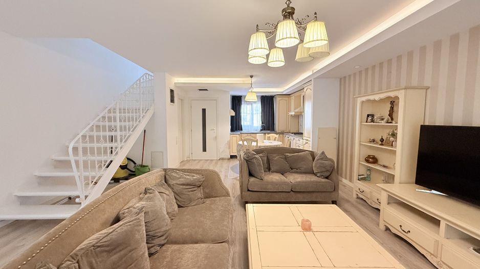 Vila cu 2 dormitoare si 3 bai | Cosmopolis | aproape de Mall | Piscina - Poză 4