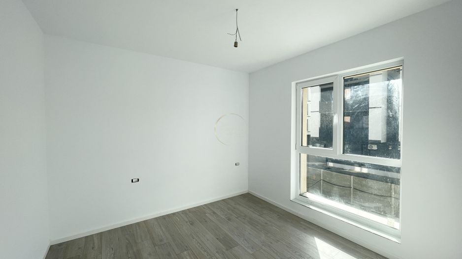 NOU Apartament decomandat 3 camere - Hotel IQ, Giroc - Poză 3