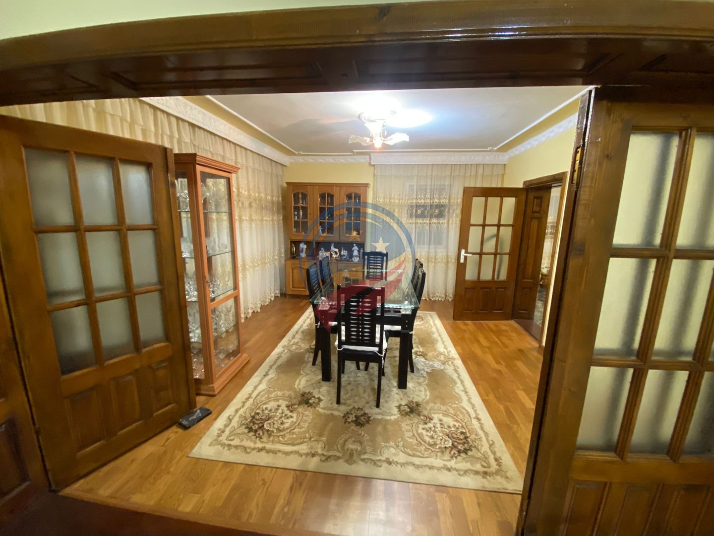 VILA GENEROASA CU TEREN 720 METRI IN APROPIEREA  ELECTROPUTERE MALL - Poză 6