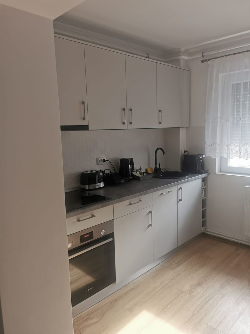 Ag EUROPA vinde ap 2 cam. RENOVAT 54mp etajul 2 în Micro 16. - Poză 13