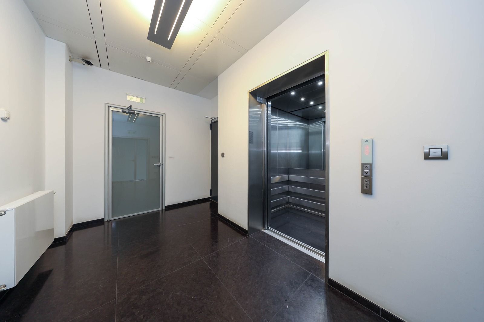 Clădire de birouri și centru de date – Oportunitate exclusivă in Brasov - Poză 5