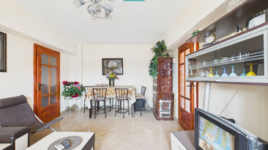 Apartament cu 3 camere, în orașul Sebiș, Arad - Poză 4