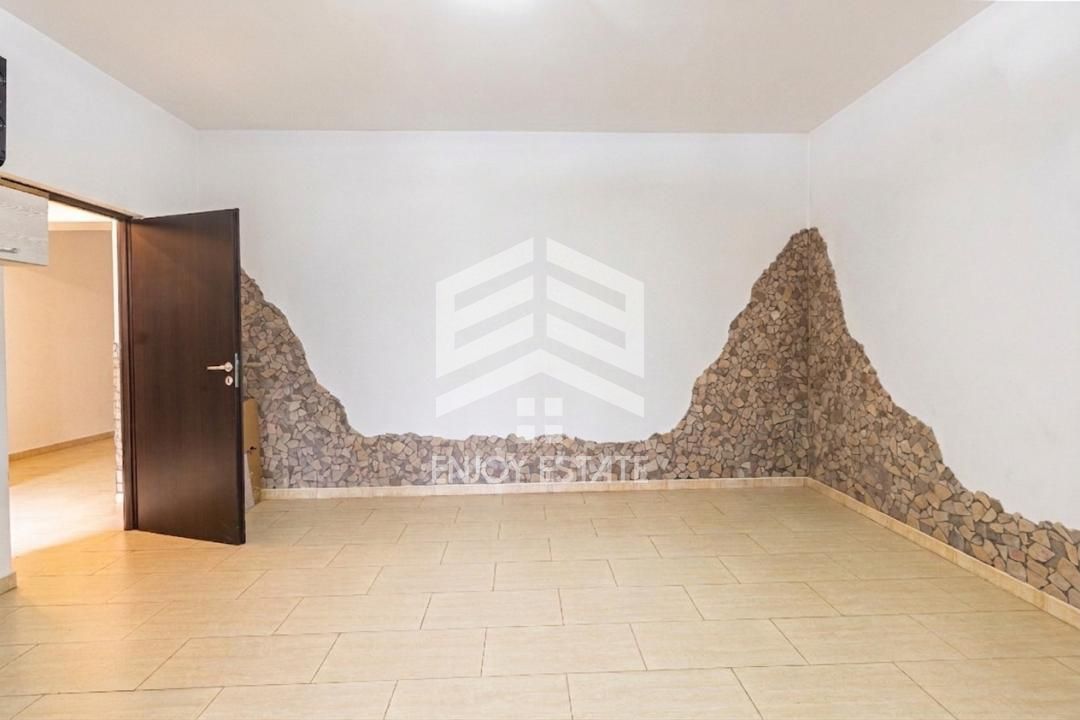 Apartament 4 camere si Curte Proprie | Parcare Inclusă - Poză 12