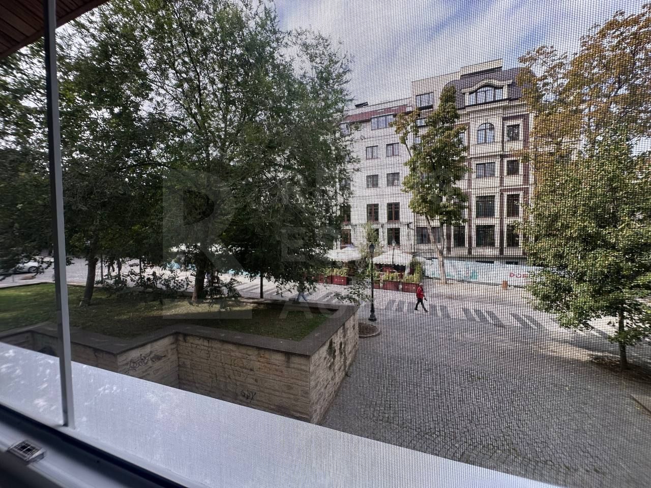 Chirie, apartament, 3 camere, Strada Alexandru cel Bun, Centru - Poză 9