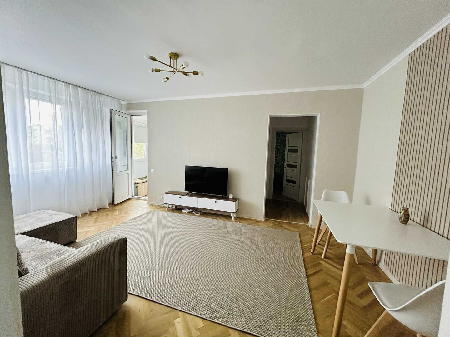 Spre chirie ap. 2 camere langa metrou - Drumul Taberei - Poză 1