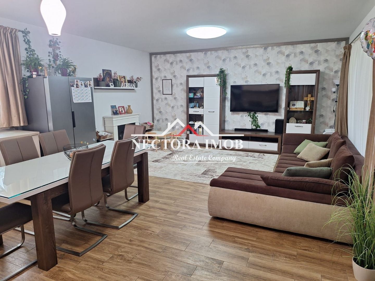 NECTORA IMOB-Casa moderna 118 mp utili + 800 mp teren Cartier Balcescu - Poză 2