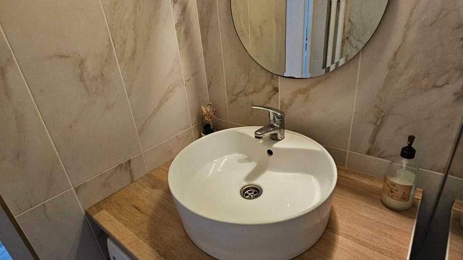 Central, Garsoniera langa metrou, renovata recent - Poză 4