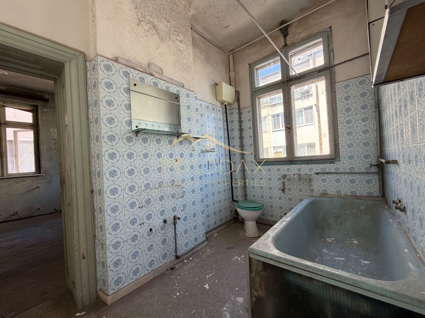 Vila cu 10 camere *540mp* // Zona Titulescu - Poză 11