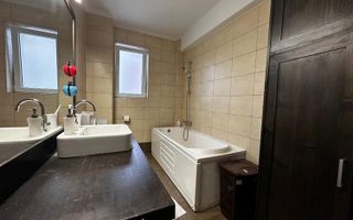 Apartament spațios cu 2 camere,  zona Europa - Poză 8