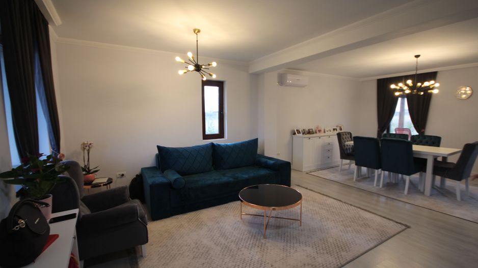 Modern si primitor - Poză 49