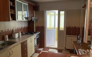 Inchiriere apartament 3 camere str Luica - Poză 4