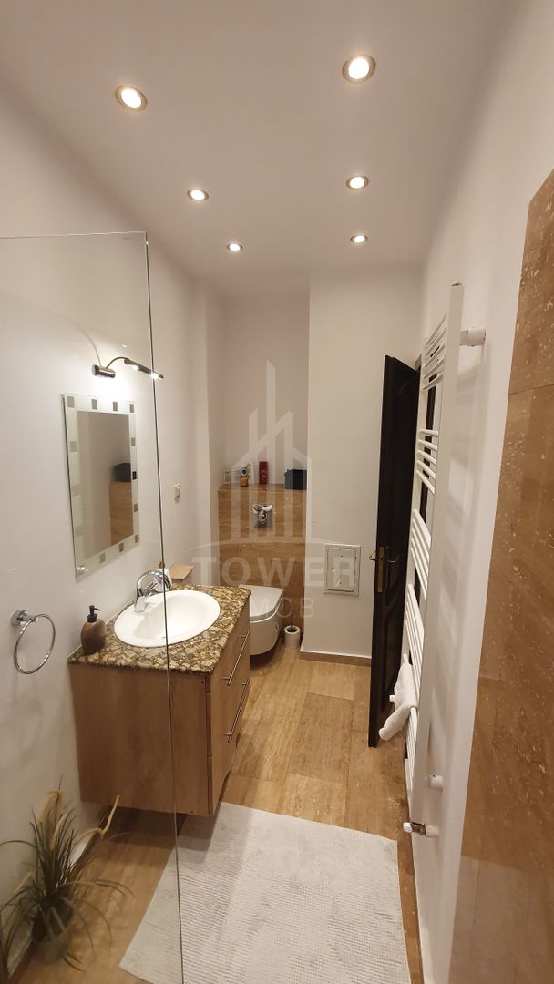 Apartament de vanzare în centrul istoric al orașului . - Poză 7