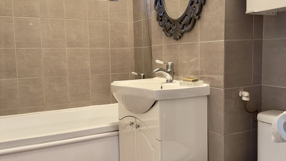 Apartament 3 camere | Iuliu Maniu 73 | bloc anvelopat - Poză 10