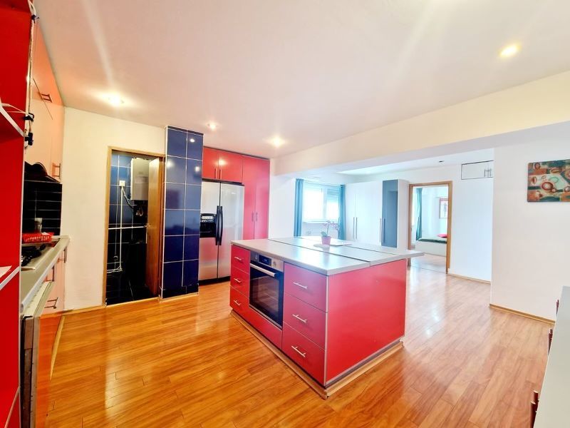 Proprietar Mosilor Obor metrou - Poză 3