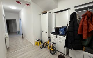 Decomandat. Cu gradina proprie. Mobilat si utilat - Poză 7