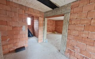 Casa 4 Camere la Rosu, 386 mp, Alba-Micesti - Poză 8