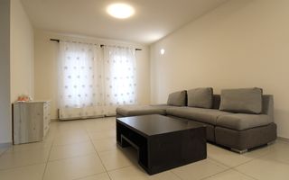 Casa Giroc, 4 camere, 2 bai, curte interioara. - Poză 1