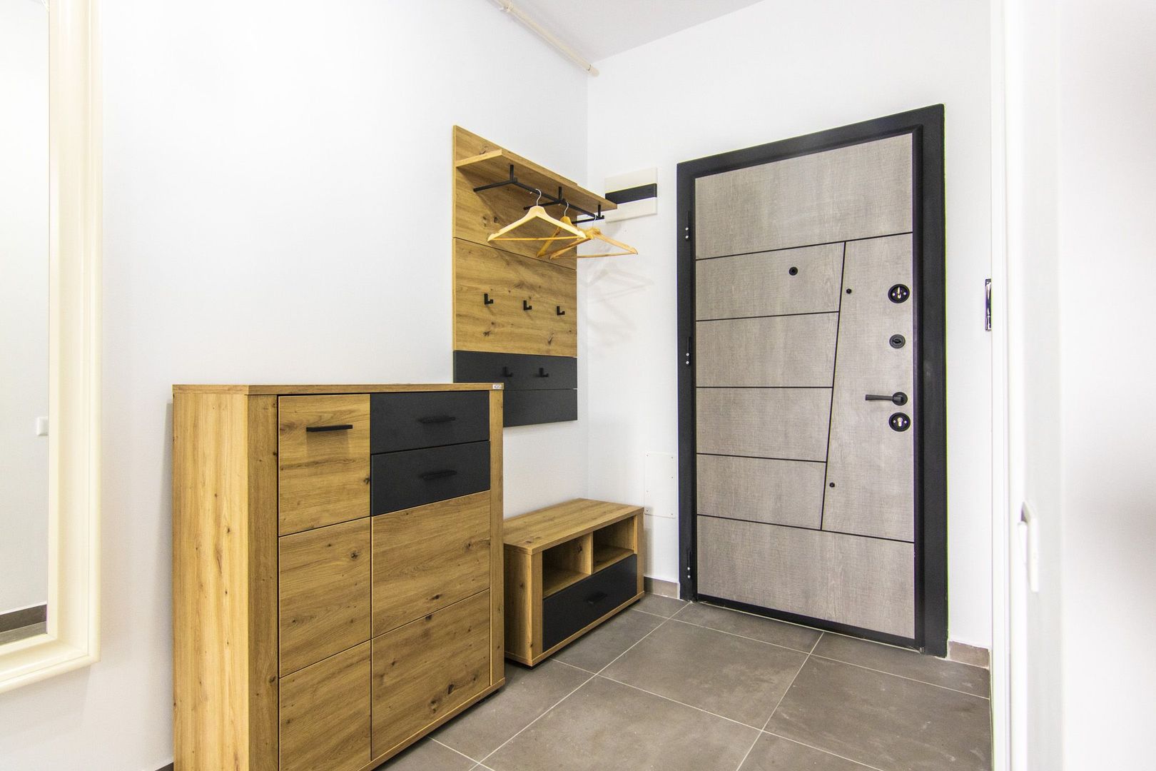 Garsoniera De Inchiriat | langa Metrou | Iuliu Maniu | Mobilata si Utilata - Poză 17