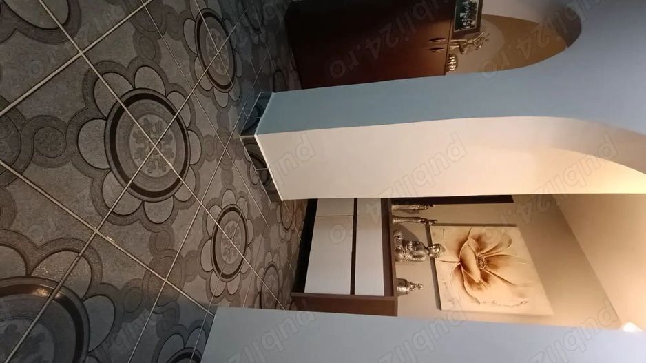 Vând apartament decomandat cu 3 camere, micro 16. - Poză 6