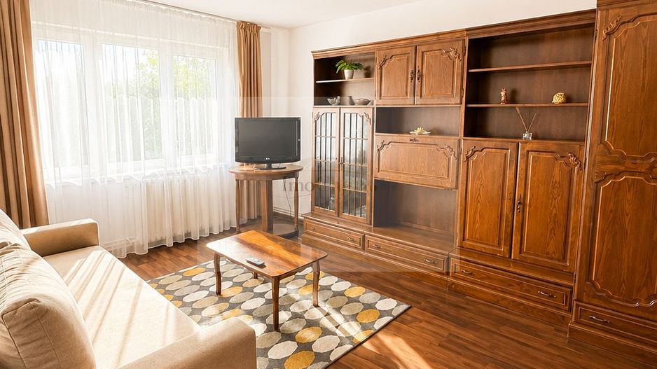 Închiriere apartament decomandat 4 camere - 2 băi-etaj intermediar - Poză 6