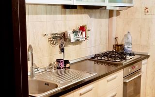 Apartament cu doua camere decomandat, zona Billa - Poză 2