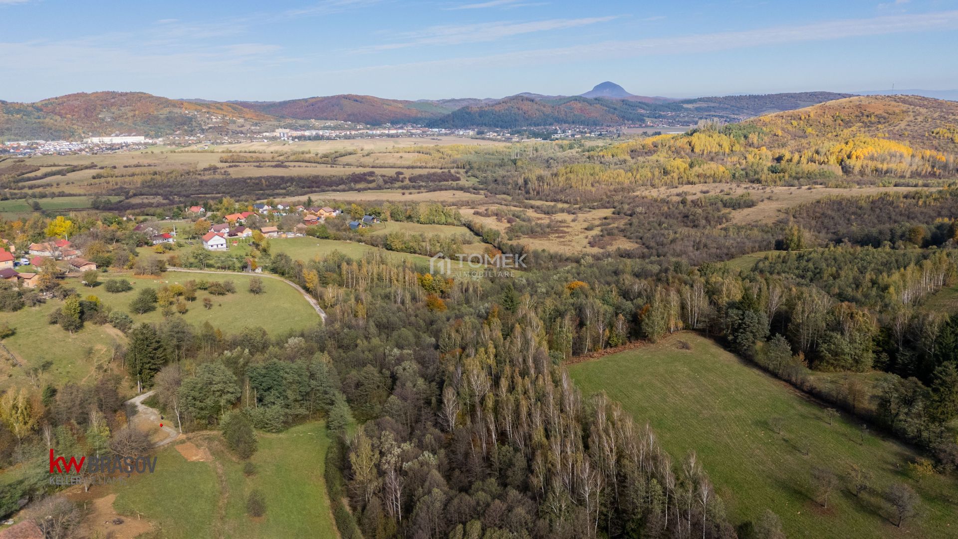 Teren intravilan în Zărnești, zona Tohanita, cu pădurice și parau curg - Poză 1