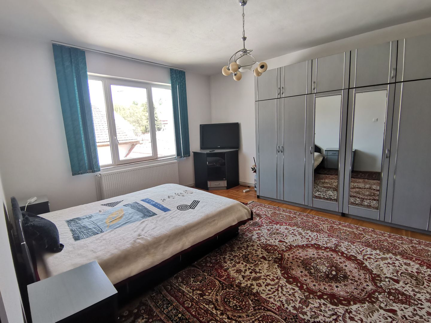 O proprietate Multiple Posibilități VANZARE sau INCHIRIERE - Poză 32