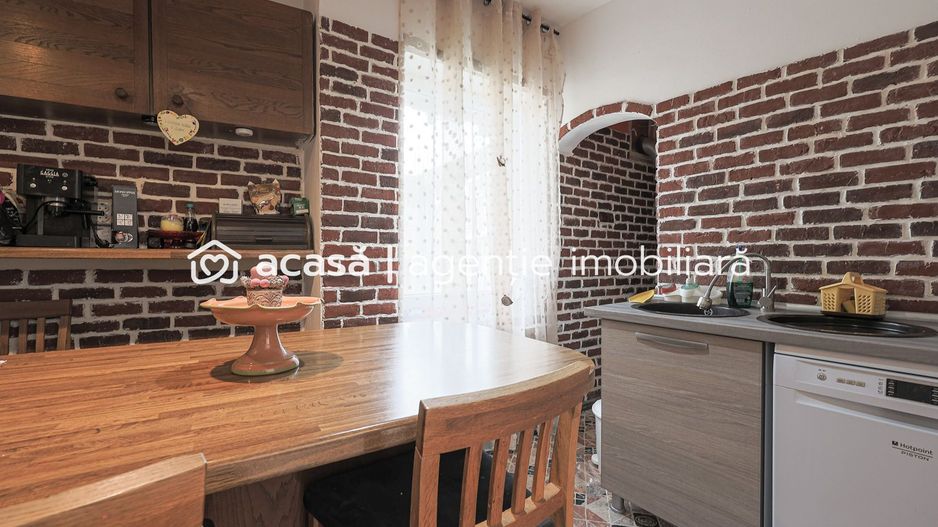 Casă cu teren generos și autorizatie pentru investiție in Parneava - Poză 3