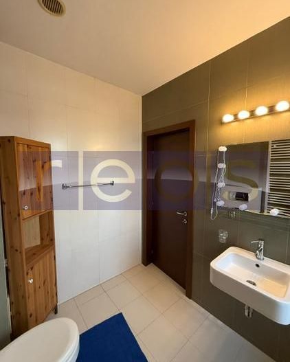 Aviatiei - 150mp - 4 camere 2 bai balcon garaj - modern si luminos - Poză 13