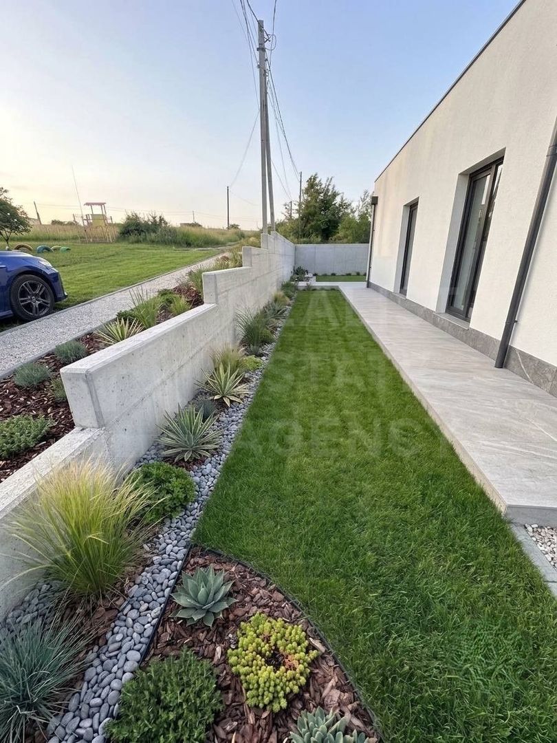 Vânzare, Casă Hi-Tech, 4 camere, str. Ion Suruceanu, Ialoveni - Poză 37