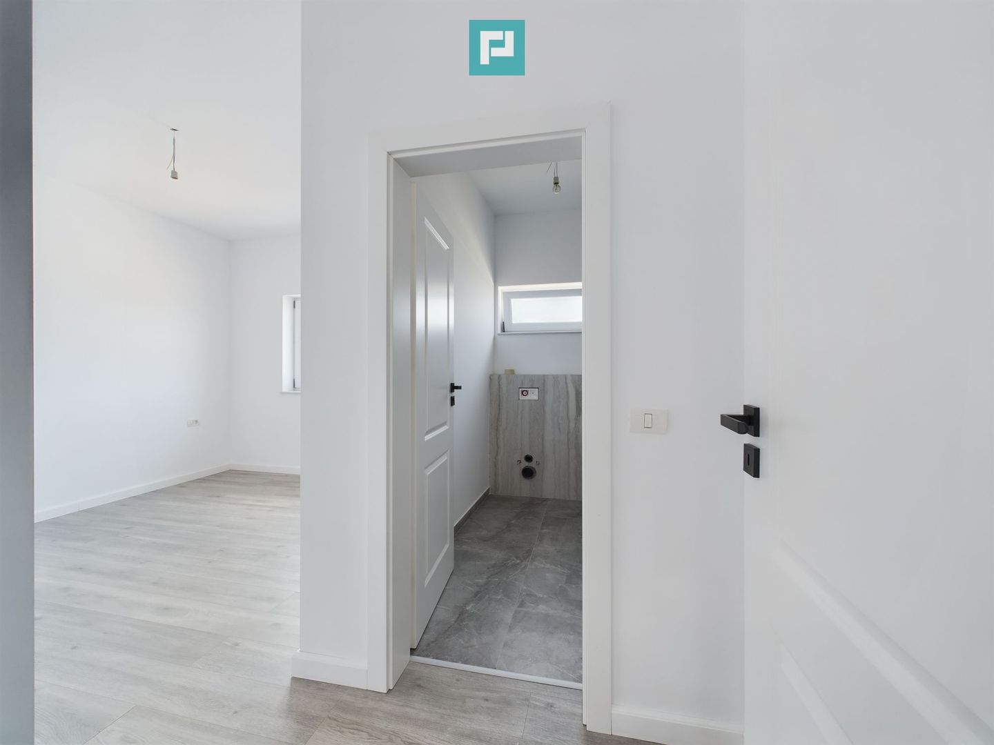 Duplex cu 5 camere în Ghiroda - Poză 17