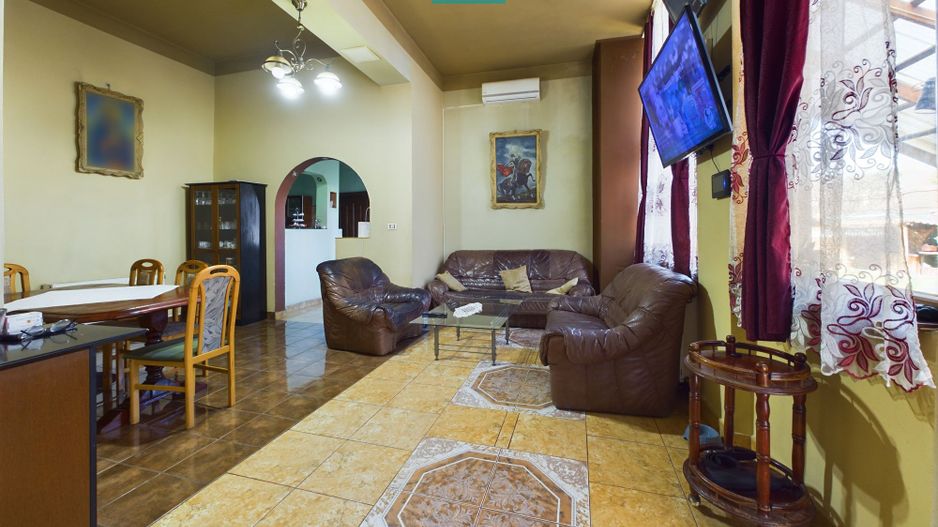 Vilă cu poveste, Săvârșin - Poză 21