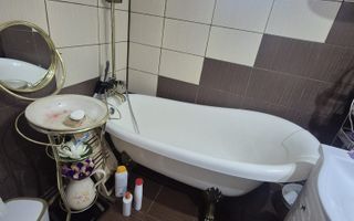 vand apartament 4 camere ,Bulevardul Tudor Vladimirescu-Iruc, etaj 2, - Poză 2