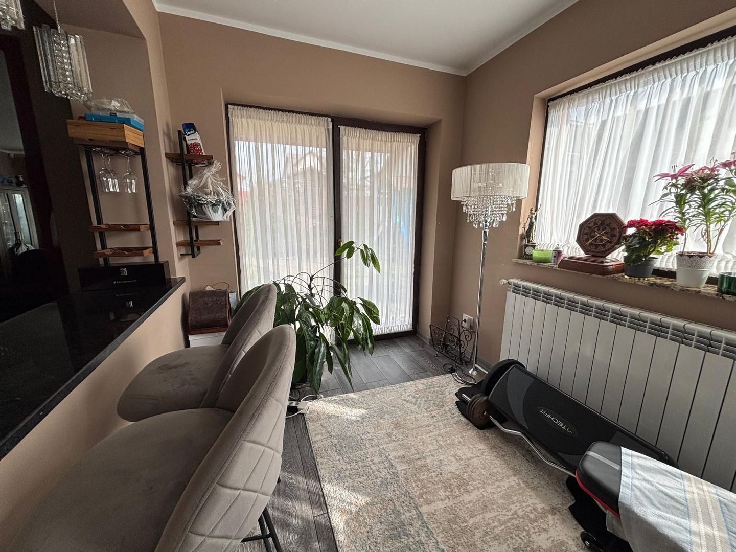 Vilă deosebită în Șcheia I 240 mp utili I teren 1000 mp I 295.000 € - Poză 24