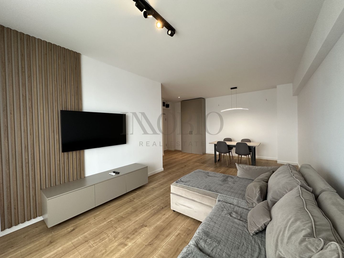 Apartament 2 Camere | Sisesti | Peak Residence - Poză 1