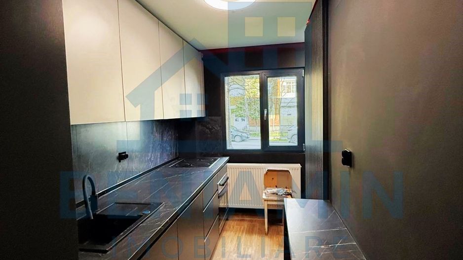 Garsoniera-decomandata-parter-finisaje-moderne-mobilata-utilata-liber - Poză 3