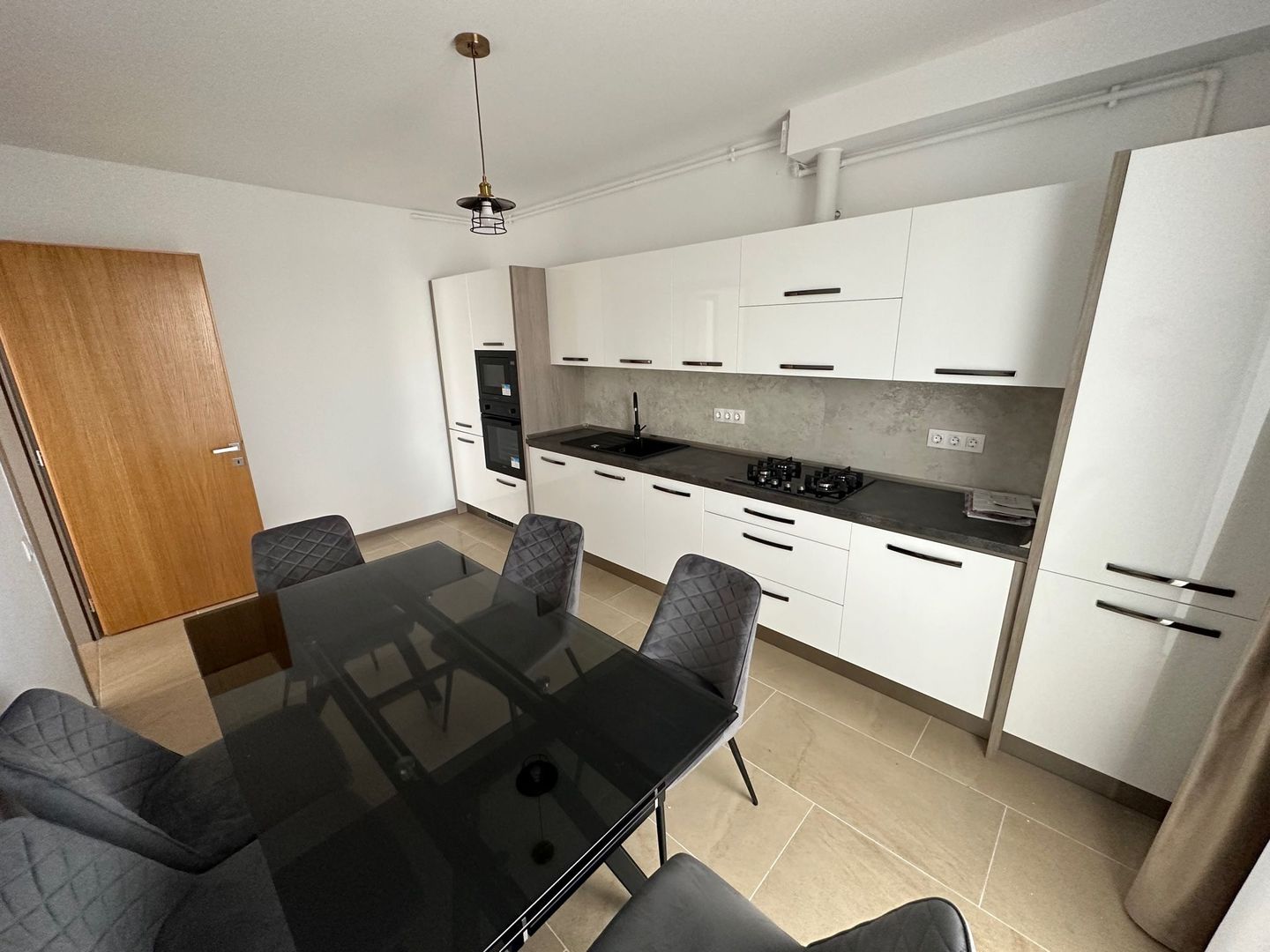 Apartament bloc nou 3 camere - parcare subterana - Poză 5