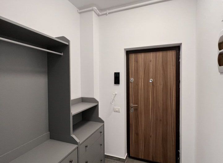 Apartament cu 2 camere si curte proprie 60mp - Poză 3