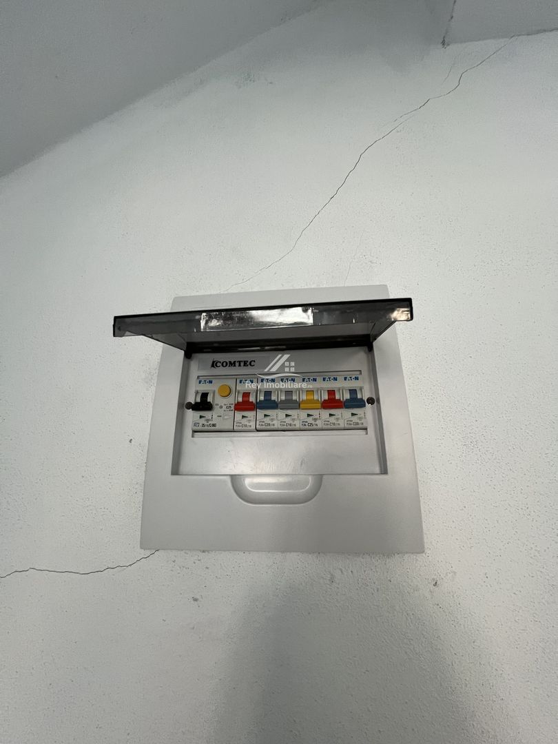 Duplex Modern și luminos 6 cam. la vânzare în Șelimbăr zona Trifoiului - Poză 19