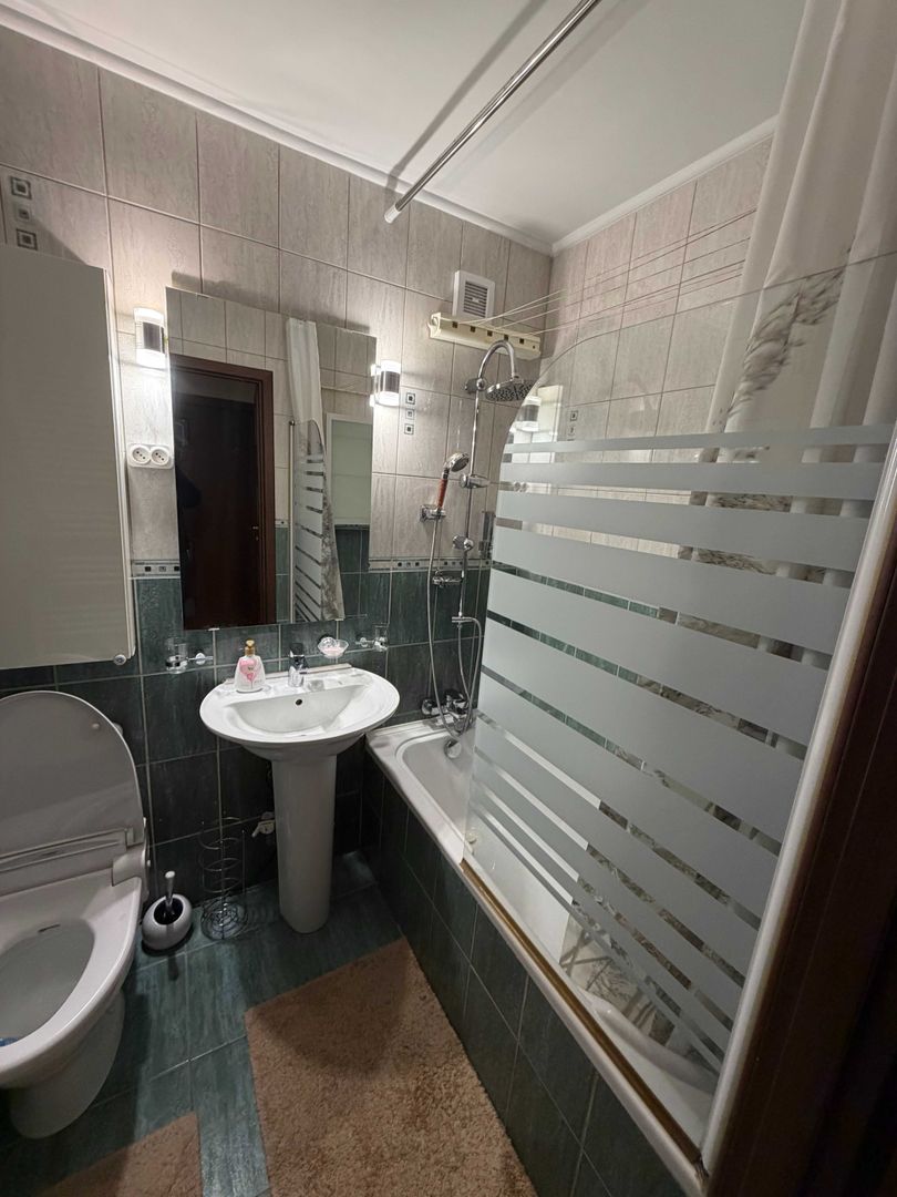 Inchiriere apartament 3 camere Drumul Taberei - Poză 4