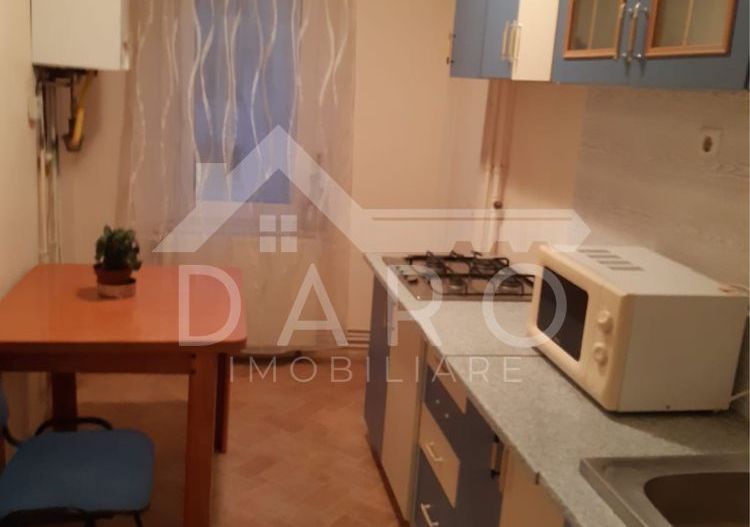 Inchiriez apartament doua camere - Poză 3