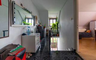 DE VANZARE CASA CU 4 CAMERE BUNA ZIUA - Poză 13