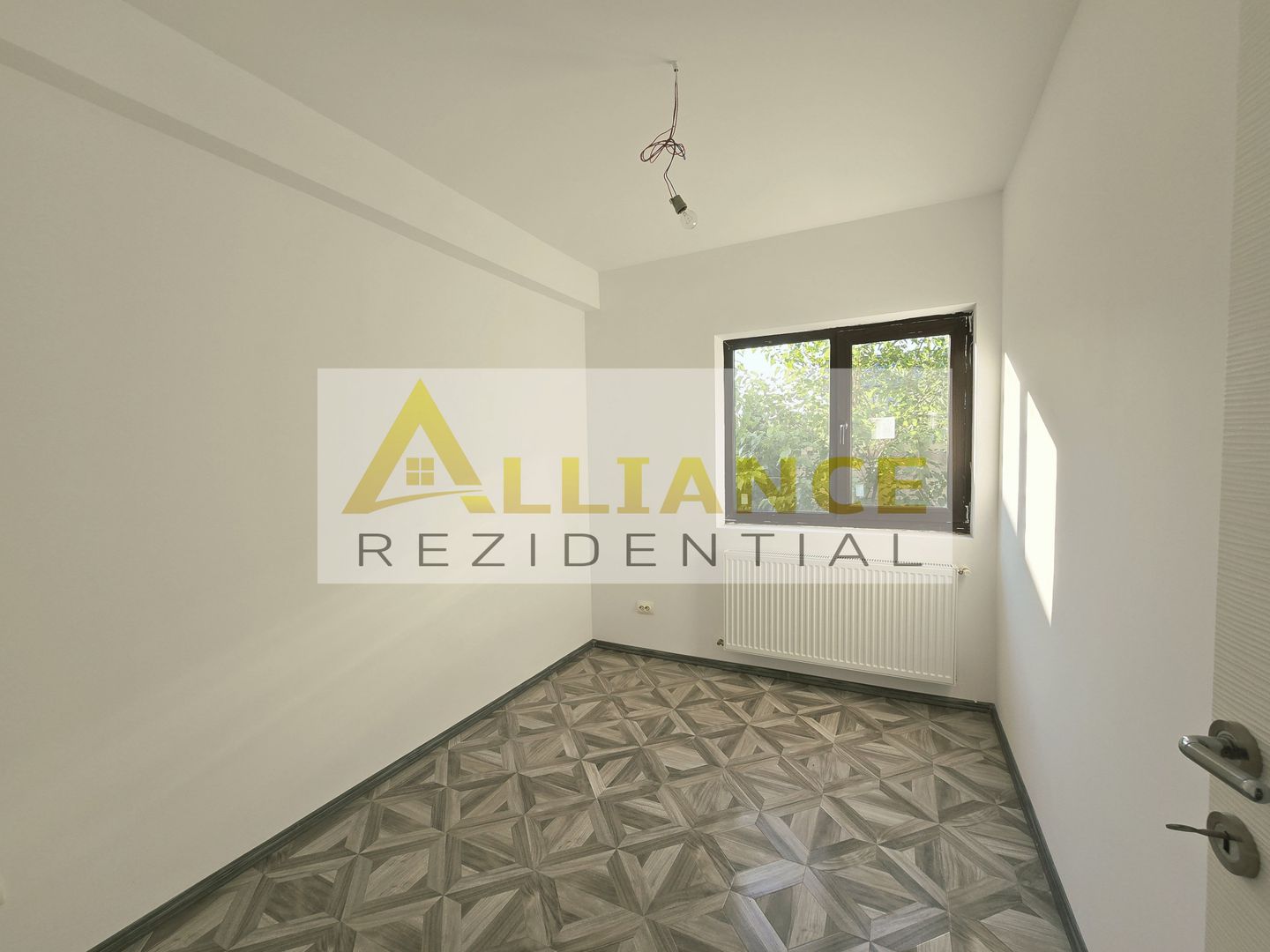 Vila individuala-P+1E+M-560mp teren-pomi fructiferi-beci - Poză 2