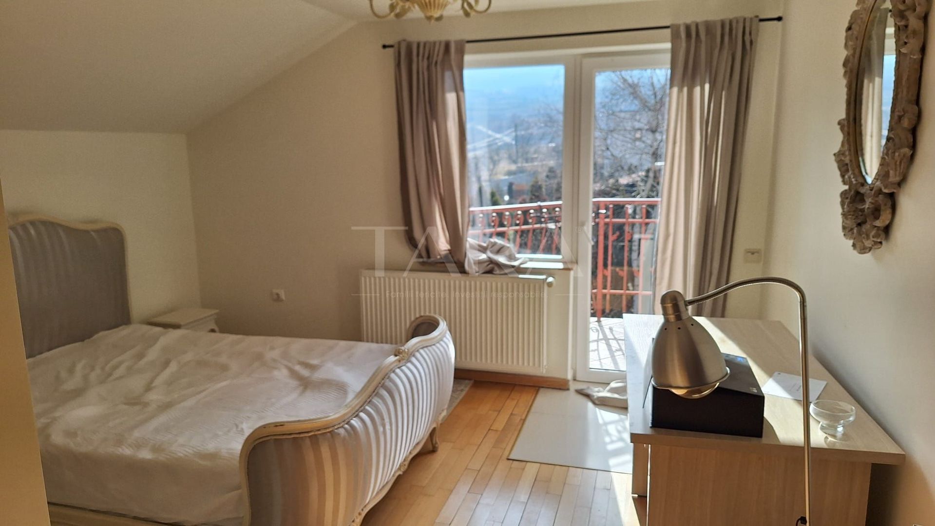 Casa Elegantă în Borhanci - Poză 9