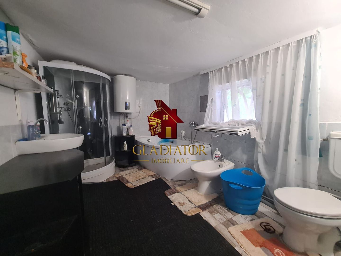 Casa + garaj + 1400 mp teren in Tomesti Goruni, zona de vis, nu rata - Poză 4