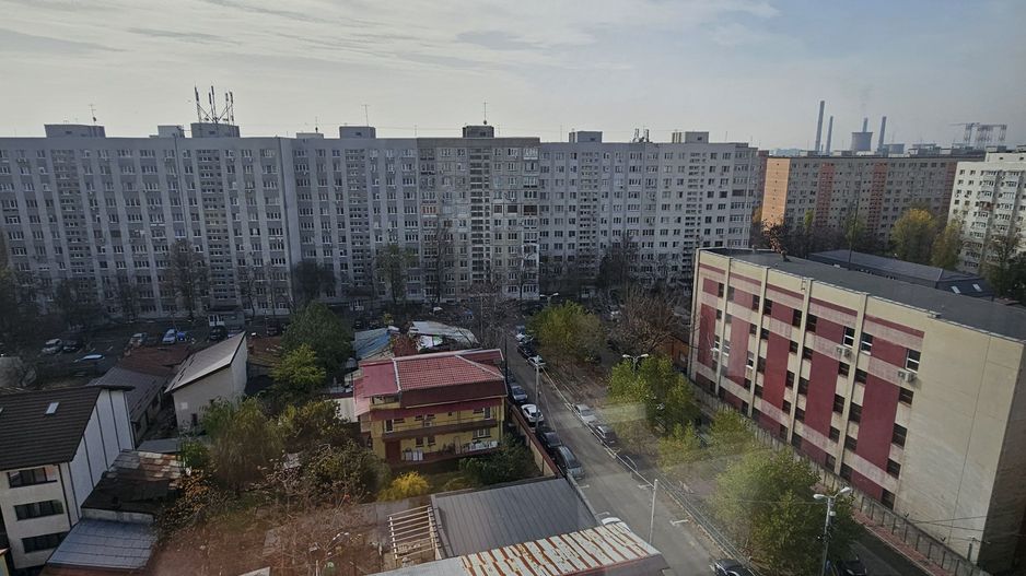 74 mp, 3 camere, 2 băi, 2 balcoane – 8 min până la metrou - comision 0 - Poză 1