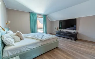 Proprietate exclusivista de vanzare: 2 case | 9 camere | 2000 mp teren - Poză 48