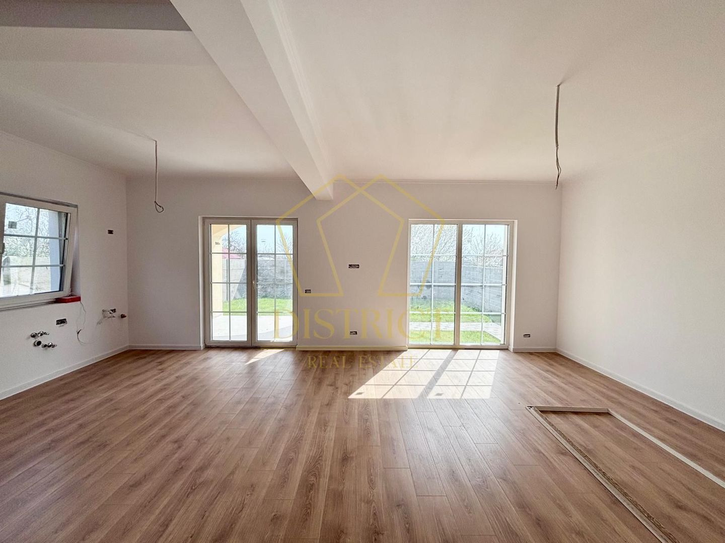 COM 0% Duplex despartit cu 5 camere | Giarmata Mare - Poză 3